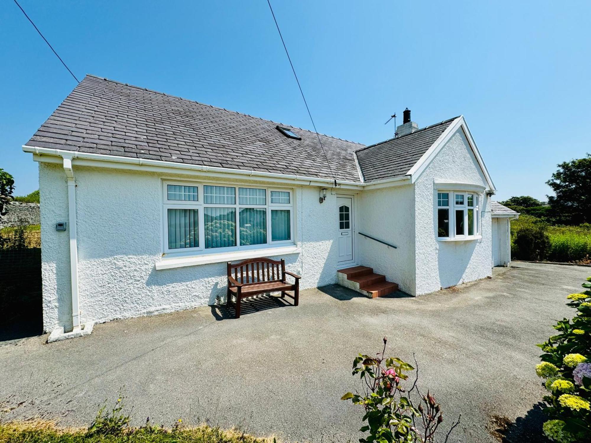 Tirnant- 3 Bed - Ground Floor -dog Friendly
